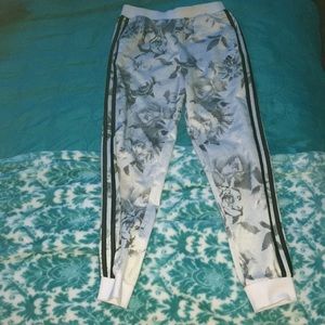 Adidas joggers